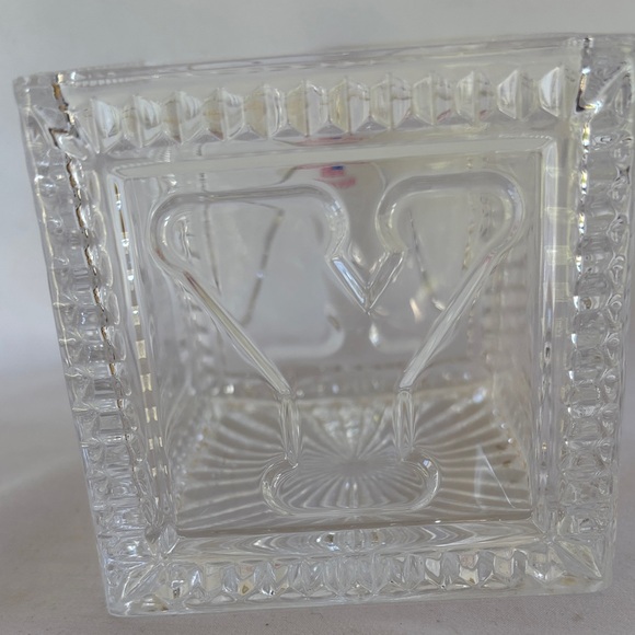 VERY CUTE LEAD CRYSTAL SQUARE VASE BABY SHOWER OR YOUR “BABY”s GIFT - Picture 6 of 12